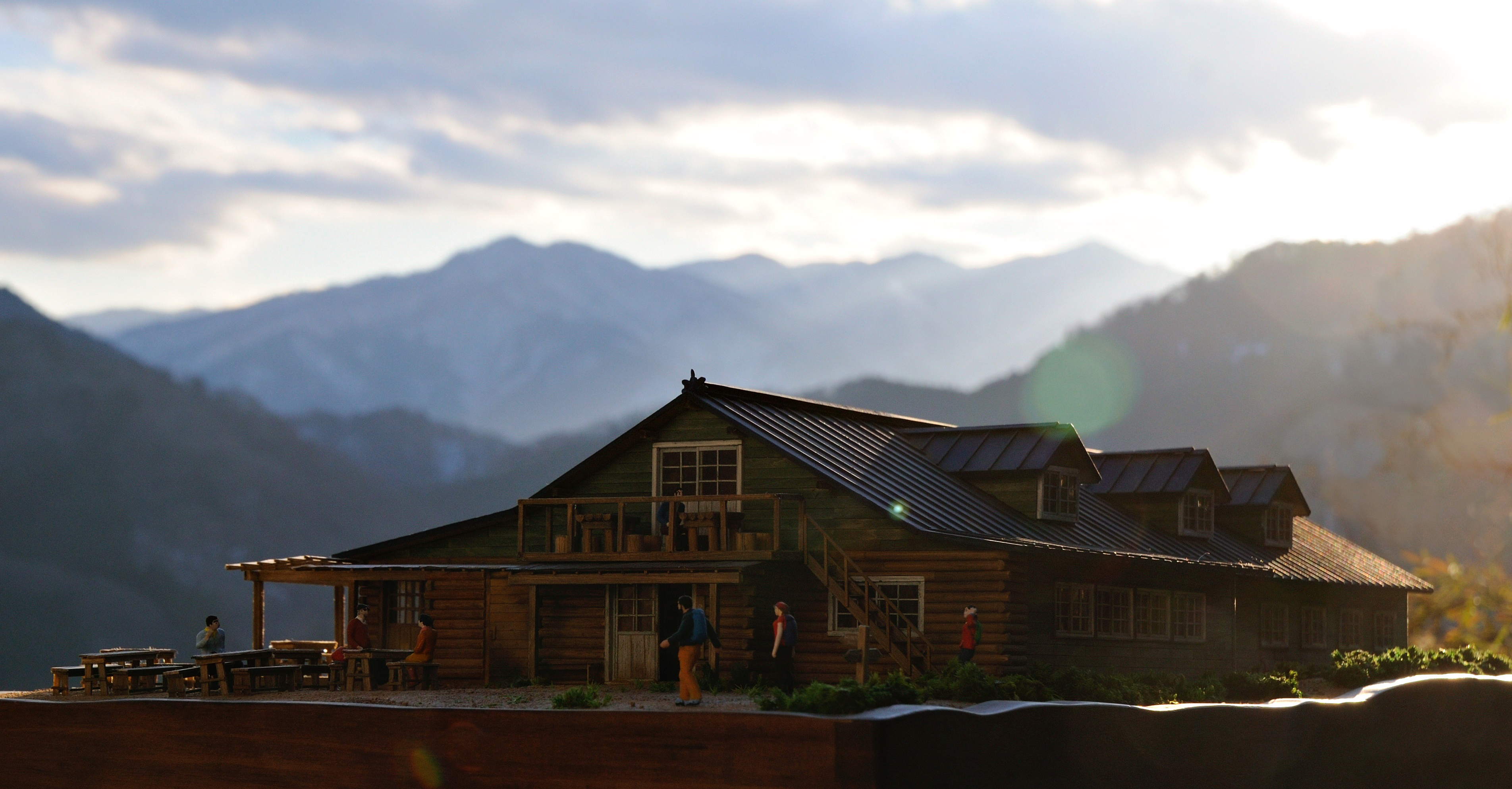 行者小屋/赤岳を仰ぐ