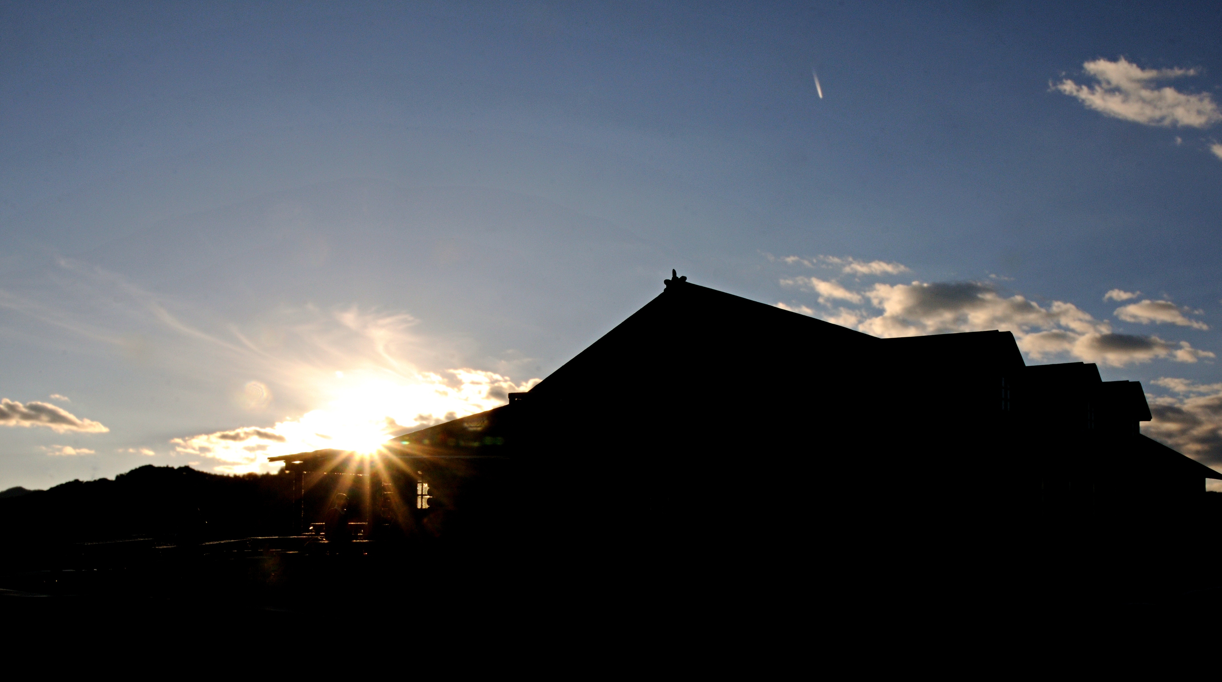 行者小屋/赤岳を仰ぐ