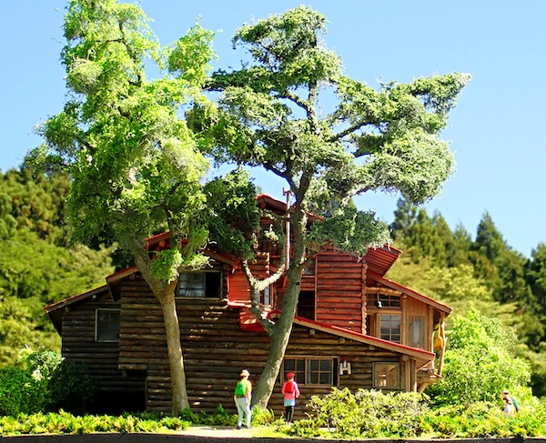 憧れの山小屋　吾妻小屋