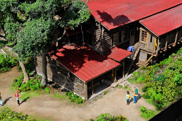 憧れの山小屋　吾妻小屋