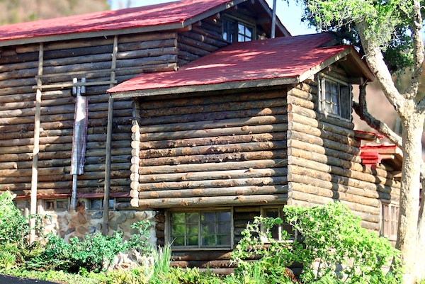 憧れの山小屋　吾妻小屋