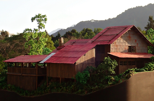 獅子口小屋　右後ろ