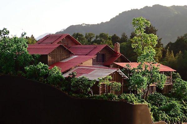 獅子口小屋　左正面